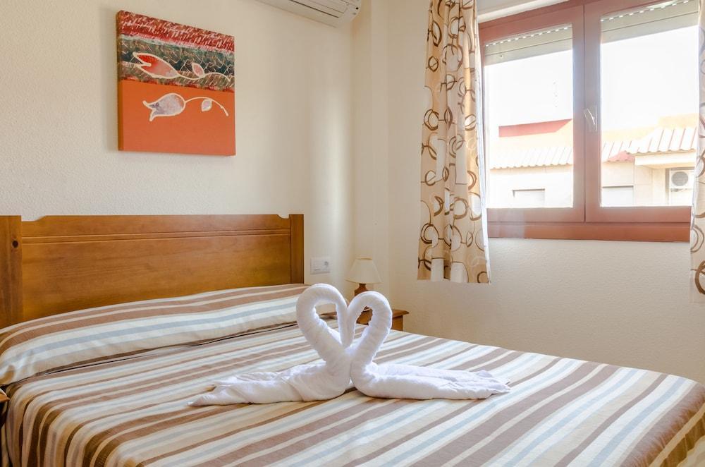 Apartamentos Tesy 라망가델마르메노 외부 사진