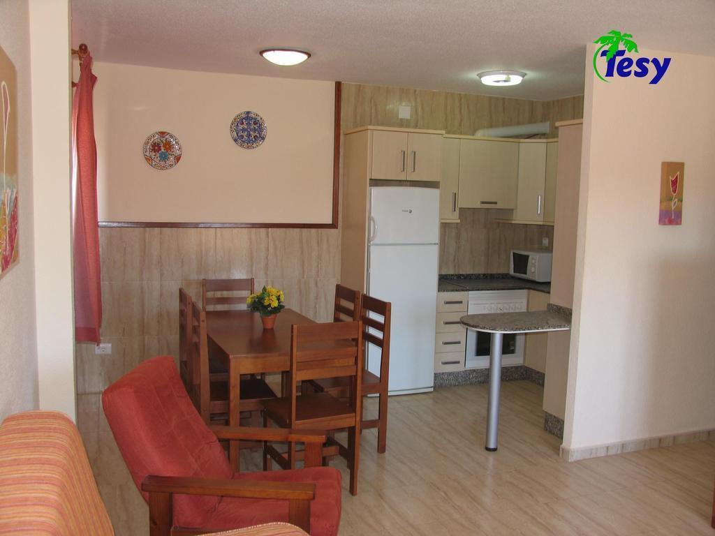 Apartamentos Tesy 라망가델마르메노 외부 사진