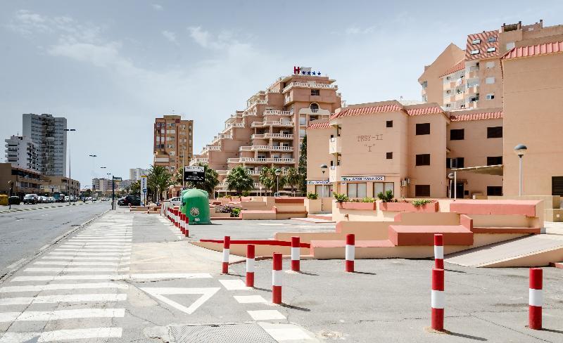 Apartamentos Tesy 라망가델마르메노 외부 사진